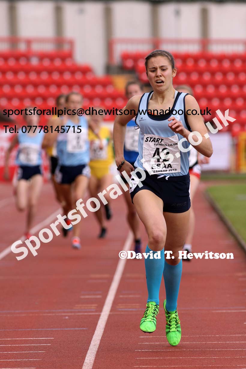 Inter girls 1500 metres, 2015 English Schools, Gateshead. Photo: David T. Hewitson/Sports for All Pics